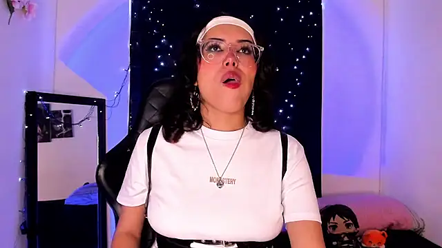 Snapshot of willow_poisson chatting on 03-04-25, 05:34 willow poisson online show from 03-04-25, 05:34