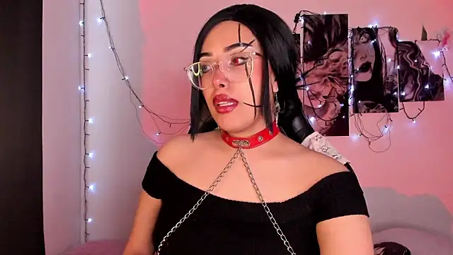 Snapshot of willow_poisson chatting on 09-25-25, 05:16 willow poisson online show from 09-25-25, 05:16