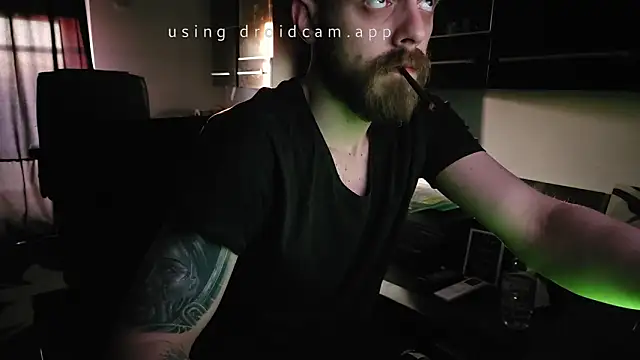 Snapshot of HardAlready chatting on 03-06-25, 05:24 HardAlready online show from 03-06-25, 05:24