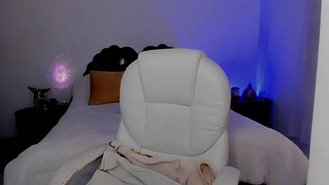 emilydolshe2 online show from 11-20-25, 01:55