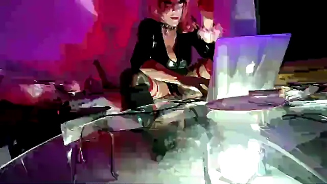 Snapshot of CharlotteVixxens chatting on 12-05-24, 10:34 CharlotteVixxens online show from 12-05-24, 10:34