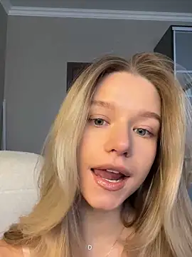 JessIsLove online show from 02-17-25, 05:36