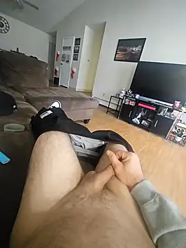 Snapshot of Cemg chatting on 12-27-24, 02:54 Cemg online show from 12-27-24, 02:54