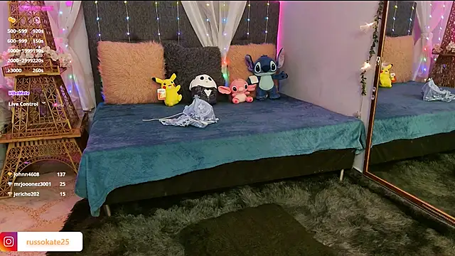 laura olssen online show from 01-11-25, 03:52