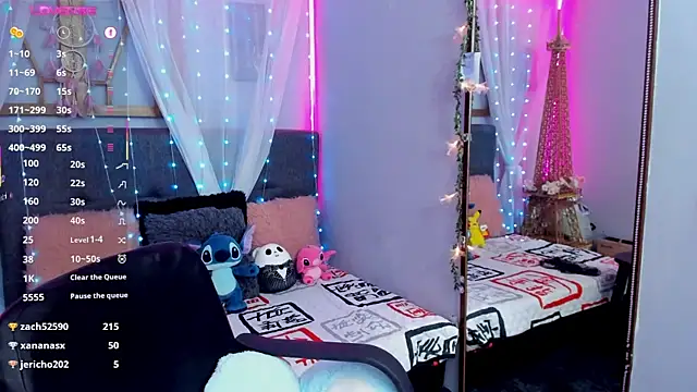 laura olssen online show from 03-19-25, 04:02