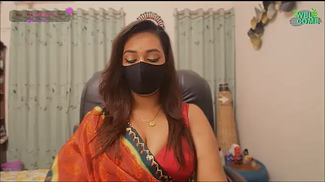 Snapshot of OH-Monica chatting on 01-05-26, 10:13 OH-Monica online show from 01-05-26, 10:13