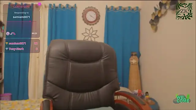 Snapshot of OH-Monica chatting on 01-13-26, 07:41 OH-Monica online show from 01-13-26, 07:41