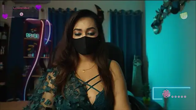 Snapshot of OH-Monica chatting on 02-22-26, 06:50 OH-Monica online show from 02-22-26, 06:50