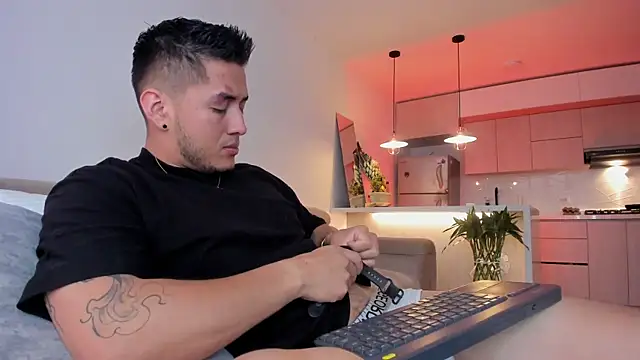 Chriskyle  online show from 12-05-24, 01:28