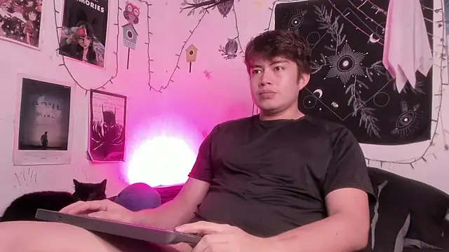 Snapshot of Nico_bulg3 chatting on 11-29-25, 07:28 Nico bulg3 online show from 11-29-25, 07:28