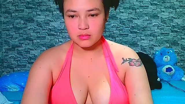 vanellope12 online show from 11-01-25, 07:16