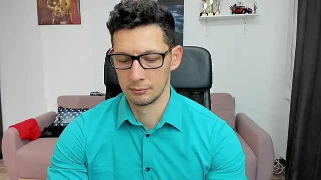 BrutusK08 online show from 02-14-25, 01:08