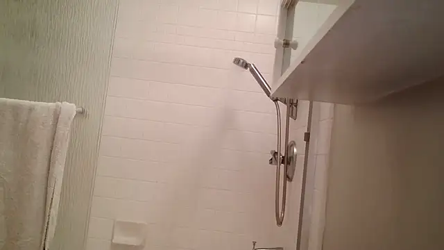 Tipsy Toes Daisy online show from 02-06-25, 05:14