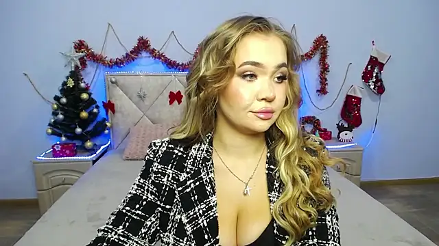 StacyYellig online show from 12-28-24, 10:55