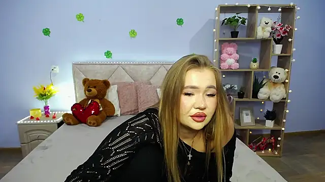 StacyYellig online show from 03-17-25, 11:54