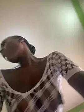 Snapshot of _BLVCKGIRL_SHERIF chatting on 02-08-26, 02:31 BLVCKGIRL SHERIF online show from 02-08-26, 02:31