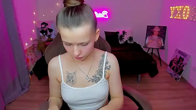 HelloRoxy online show from 11-03-25, 07:15