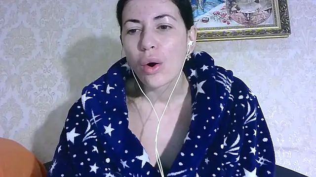 StunnigArt online show from 12-02-25, 02:17