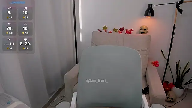 kim lian21 online show from 10-31-25, 12:06