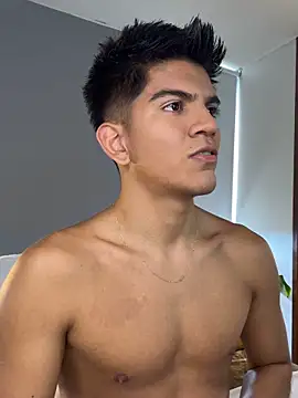 santiago 01 online show from 01-06-26, 07:06