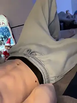 Snapshot of secret_dream415 chatting on 11-21-25, 07:56 secret dream415 online show from 11-21-25, 07:56