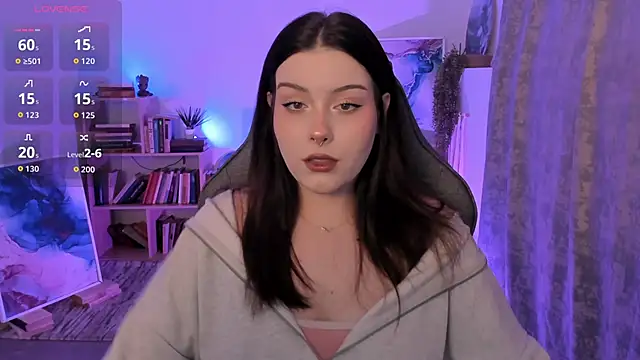 CoralineKeyns online show from 10-13-25, 05:18