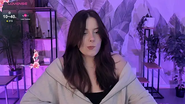 CoralineKeyns online show from 11-03-25, 08:37