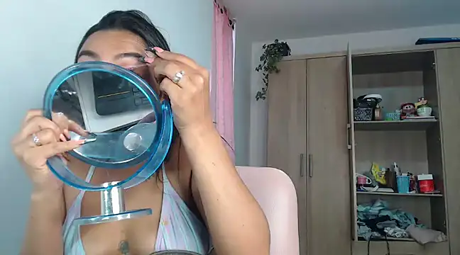 fairylatin222 online show from 01-17-25, 08:55