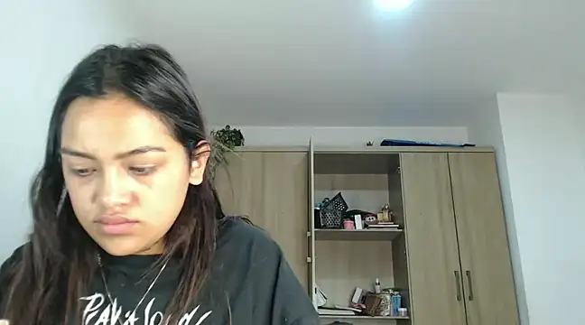 fairylatin222 online show from 01-22-25, 10:07