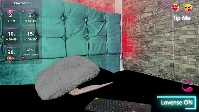 Cloee66 online show from 10-10-25, 02:49