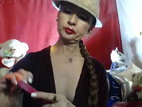 hottieperla online show from 01-19-25, 05:28