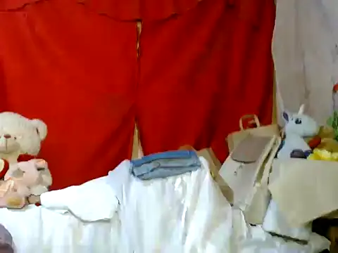 hottieperla online show from 01-08-26, 05:15