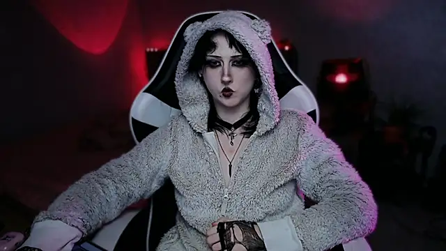 Snapshot of Rory_Pink chatting on 04-15-26, 06:59 Rory Pink online show from 04-15-26, 06:59