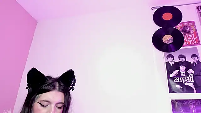 Sachi Meow online show from 12-22-25, 03:36