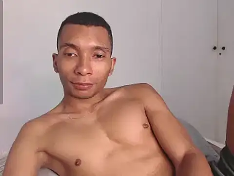 Aaronblack1  online show from 02-21-25, 09:54