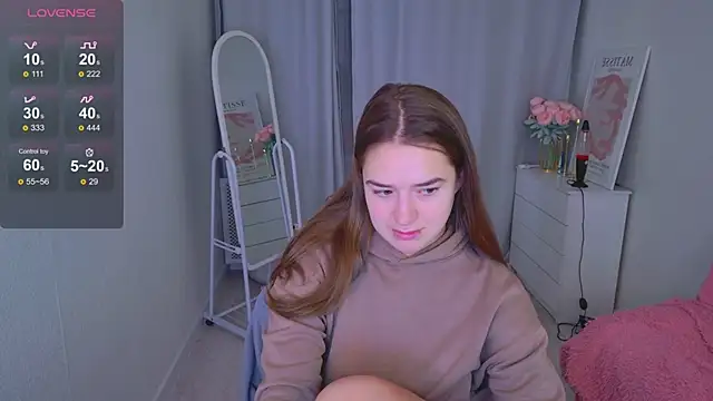 LovelyJessie online show from 01-14-26, 01:39