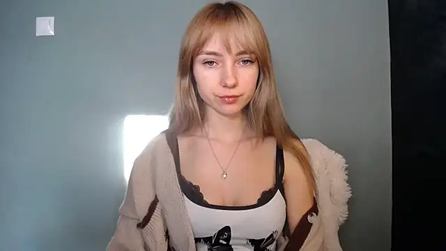 LuciaYoung online show from 01-17-26, 07:46