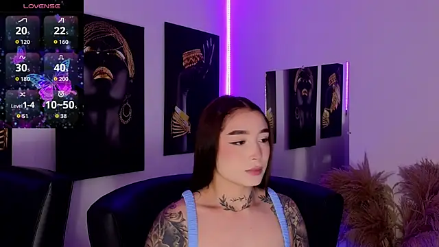  brenna hanson online show from 11-25-25, 07:03