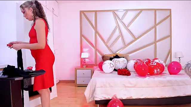 Jolie-bonnet online show from 02-14-25, 07:54