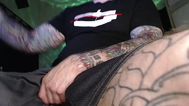 zedizded77 online show from 01-05-25, 04:04