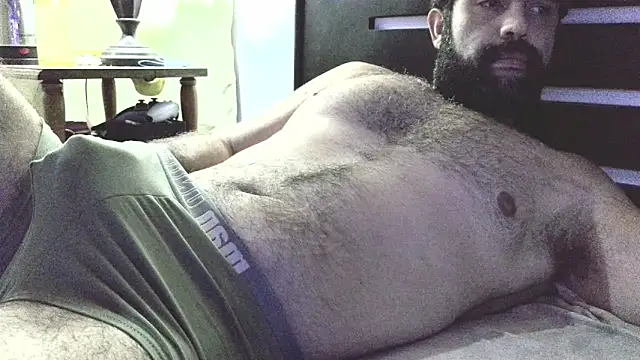 machoathome online show from 12-23-24, 04:01
