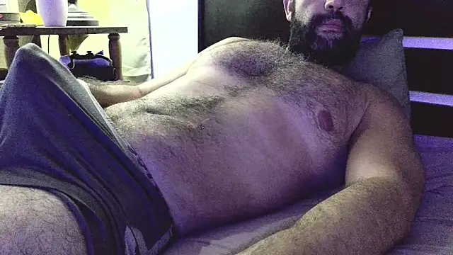 machoathome online show from 01-24-25, 04:16