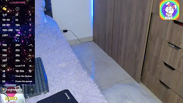 Snapshot of Maiaa_evans chatting on 02-10-25, 01:24 Maiaa evans online show from 02-10-25, 01:24