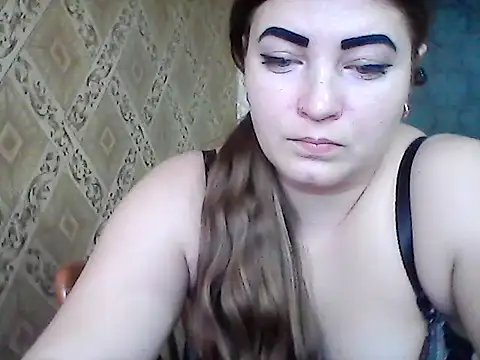 Elizabeth Meow online show from 11-16-25, 07:47