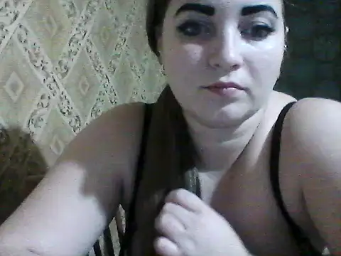 Snapshot of Elizabeth_Meow chatting on 12-14-25, 08:35 Elizabeth Meow online show from 12-14-25, 08:35