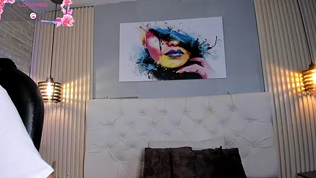 Snapshot of emma__smith1 chatting on 09-15-25, 12:38 emma smith1 online show from 09-15-25, 12:38