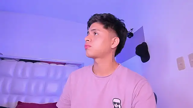 Niicky1  online show from 01-09-25, 12:46