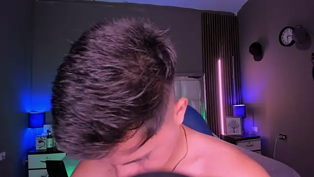 Niicky1  online show from 09-15-25, 09:26