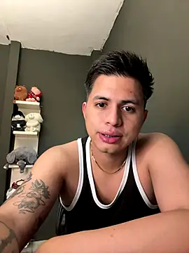 Niicky1  online show from 10-28-25, 04:27