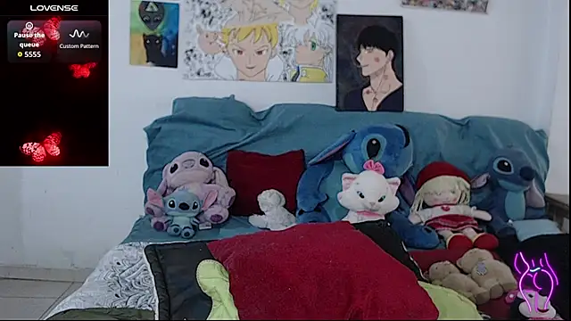 kitty22  online show from 10-08-25, 03:31